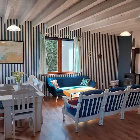 Orla Chata Domy Holiday home